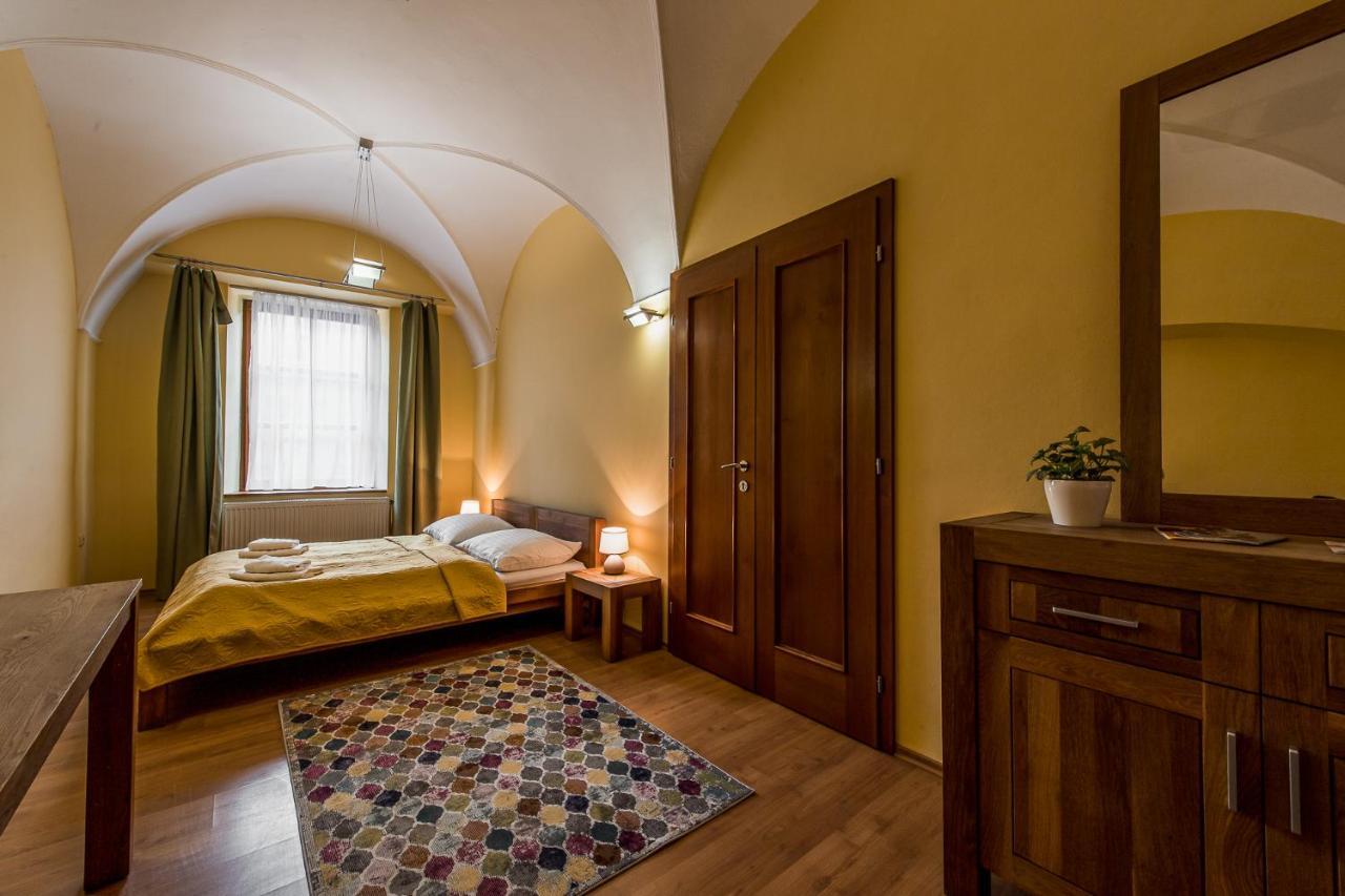 Apartmany Kolegium Прешов Экстерьер фото